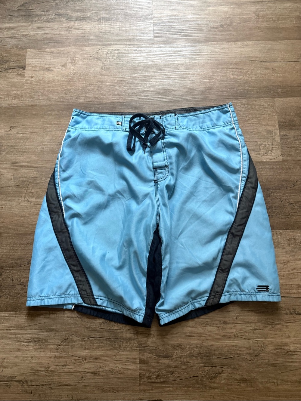 Vintage Y2K Brody Boardshorts